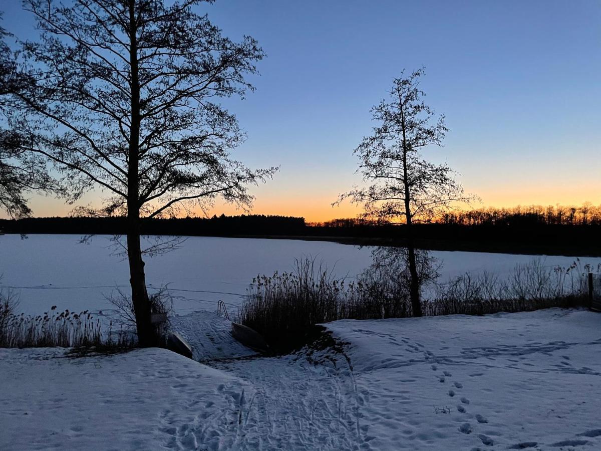 5 Sterne-Ferienhaus Eisvogel Am See Mit Sauna Und Kamin Краков-ам-Зе Экстерьер фото